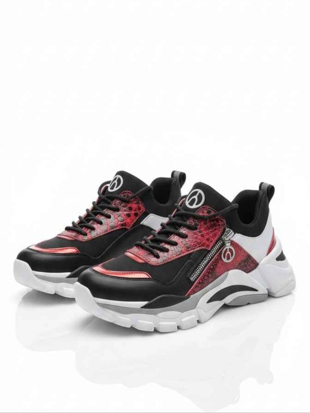 Wishbone Collection Womens  Chunky Lace-Up Sneakers in Black & Red - Picture 4 of 4